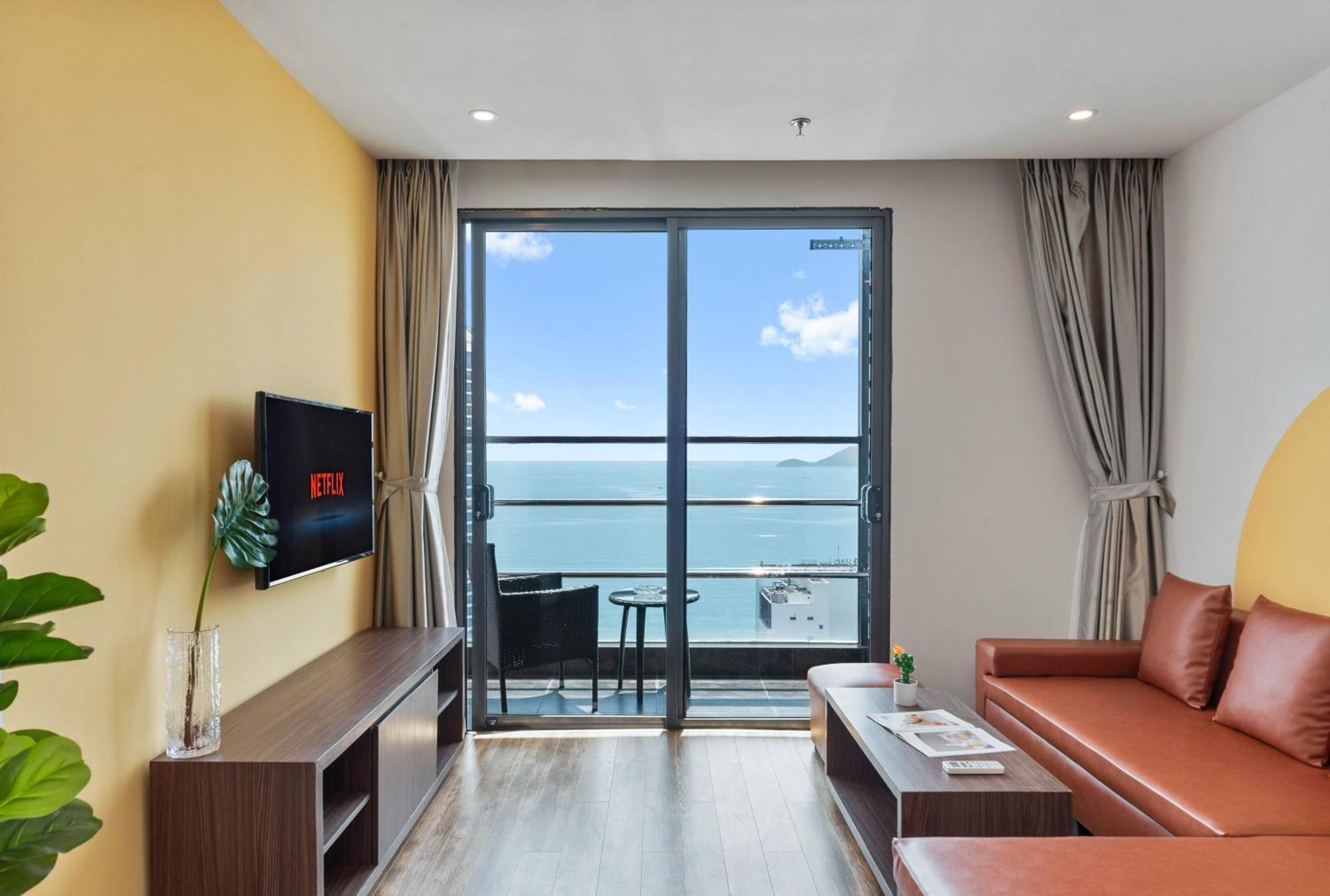 S Lux Apartment Virgo Nha Trang Eksteriør billede